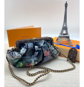 Louis Vuitton 21430157